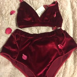 Wine Red Velvet Set